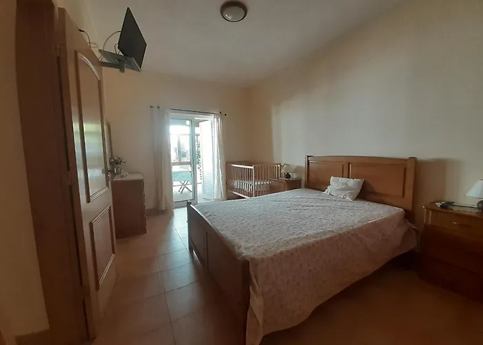 4 Bedrooms Private Pool Villa *