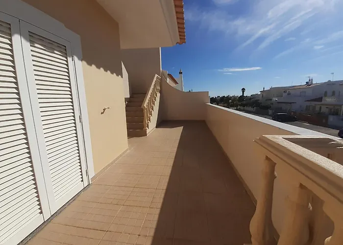 4 Bedrooms Private Pool