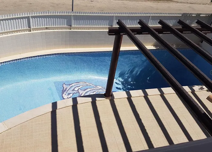 4 Bedrooms Private Pool